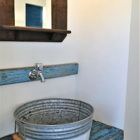 Pillirina House-boat Botel Marzamemi